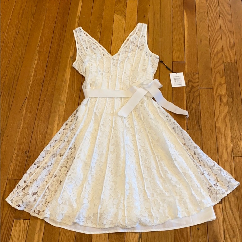 NWT CALVIN KLEIN LACE DRESS